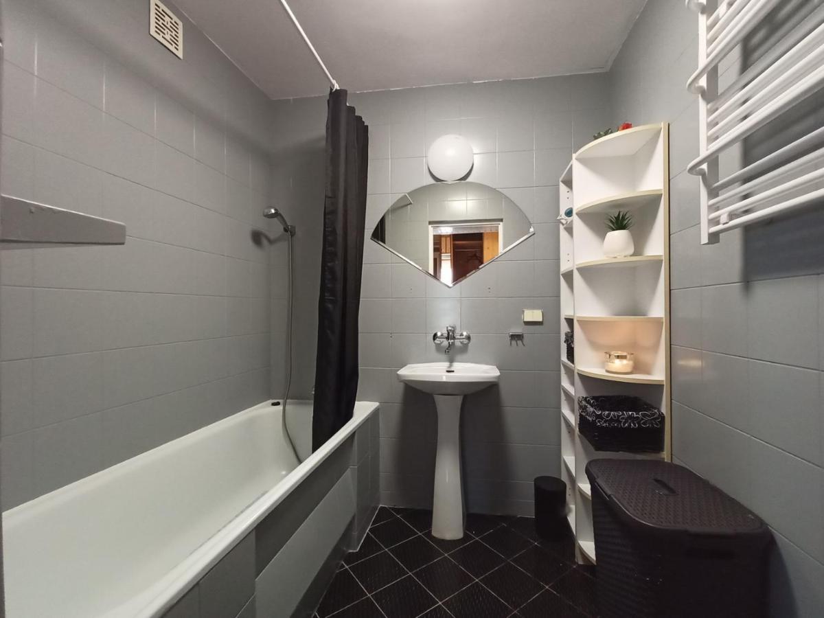 Cicha Przystan Apartament Starowka Apartment Kolobrzeg Ngoại thất bức ảnh